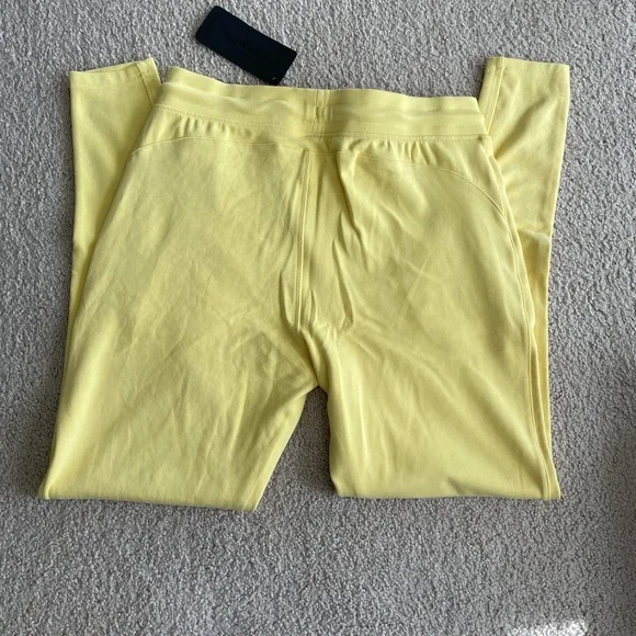 NWT Alphalete Essential Core Jogger - Yellow - Picture 9 of 9